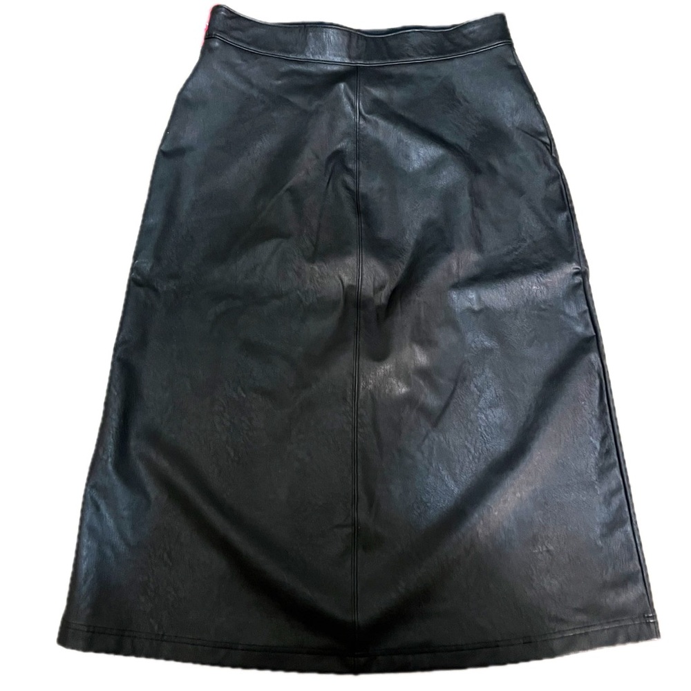 Spanx Leather-Like Midi Skirt in Noir - Picture 3 of 9